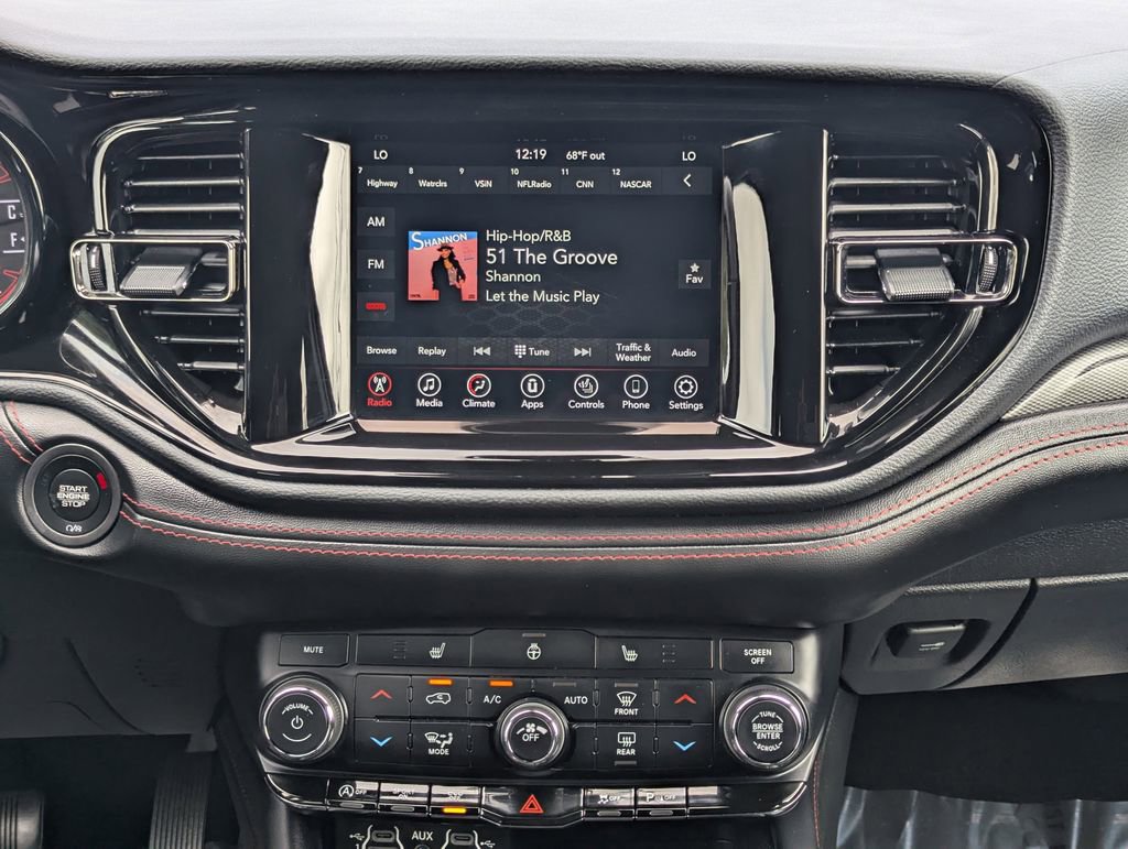 Used 2024 Dodge Durango GT image 9