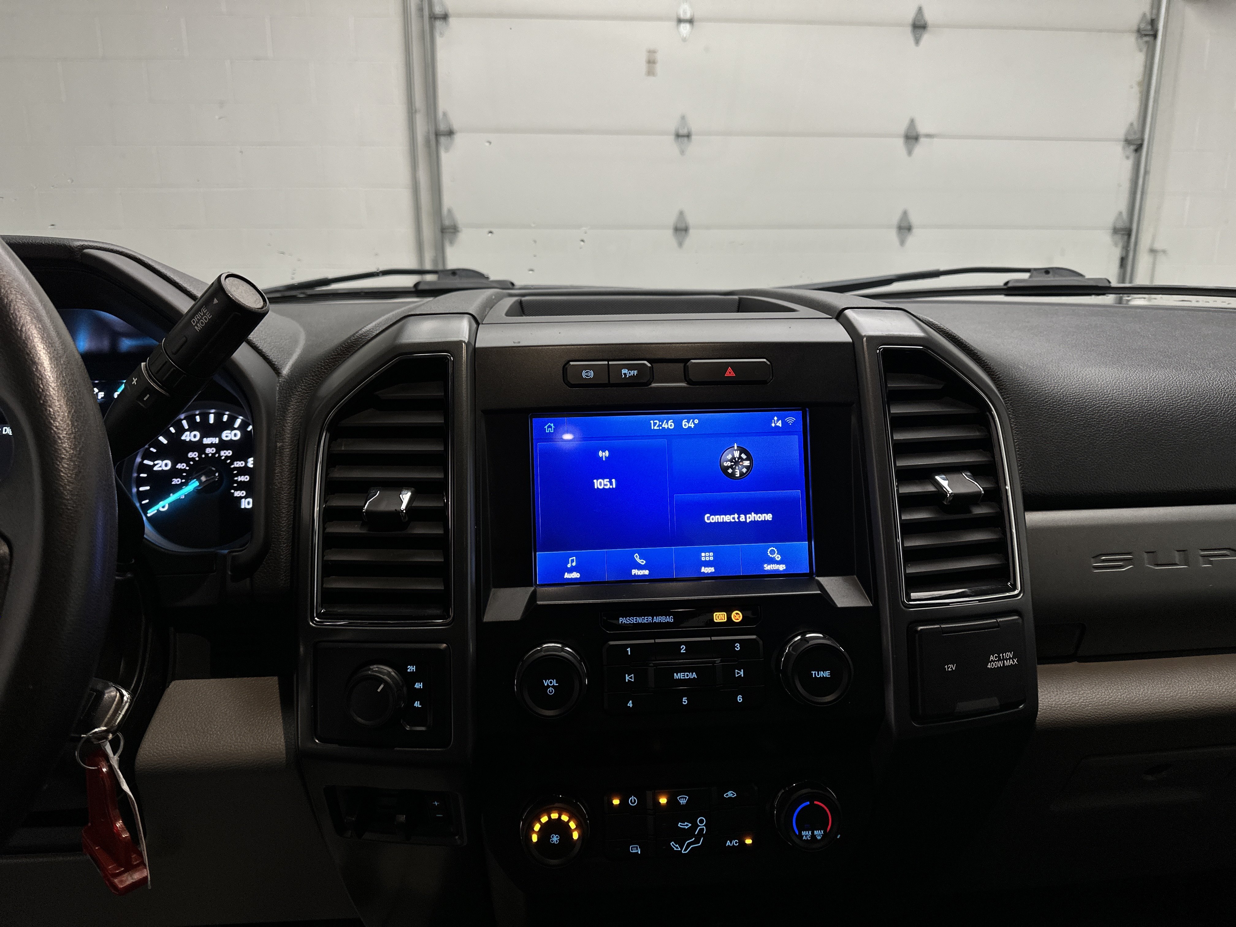 Used 2022 Ford F350 XLT AWD/4WD image 13