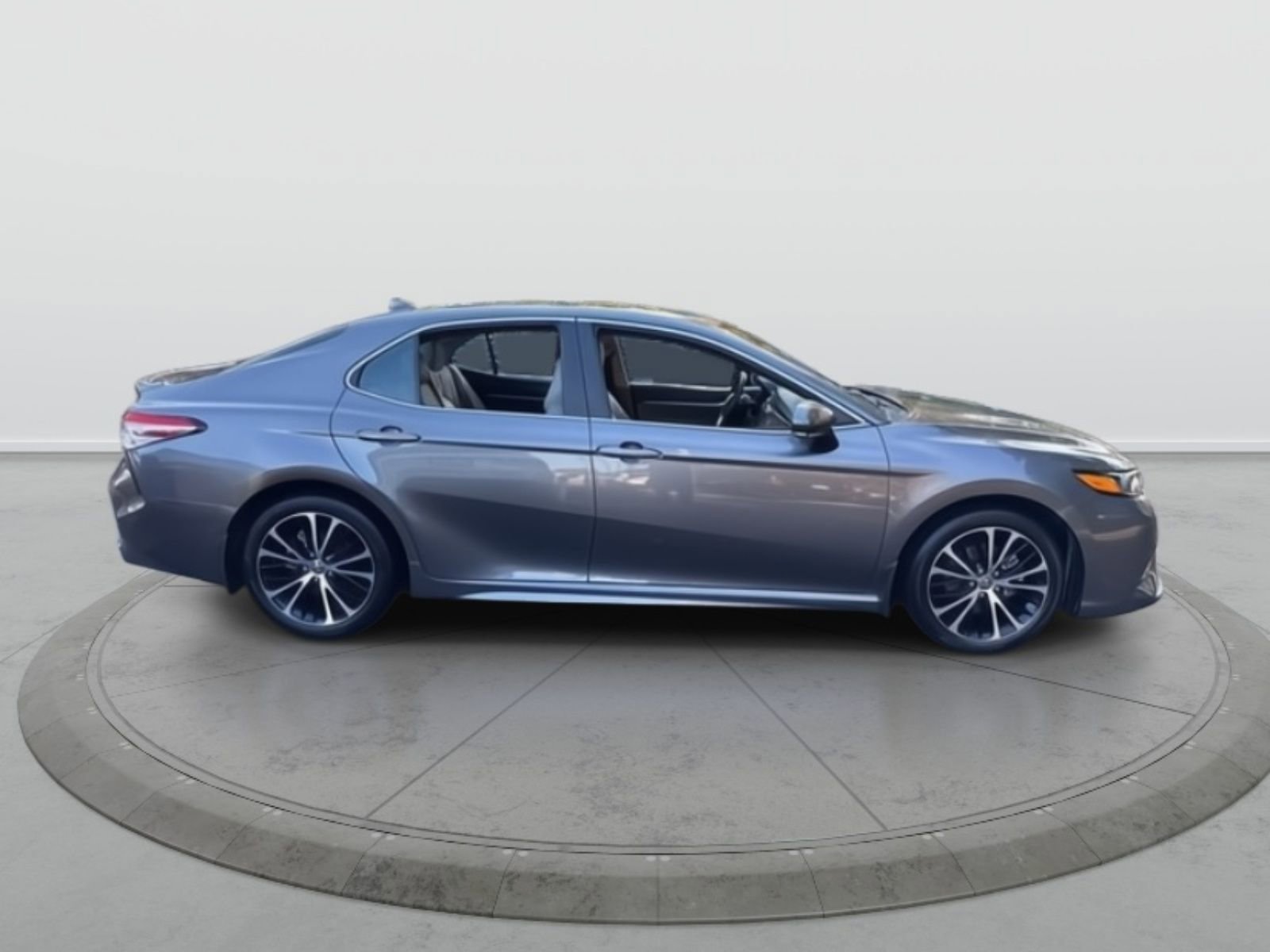 Used 2020 Toyota Camry SE w/ Cold Weather Package AWD/4WD image 12