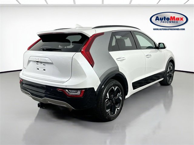 Used 2023 Kia Niro Wave w/ Wave Preserve Package image 7