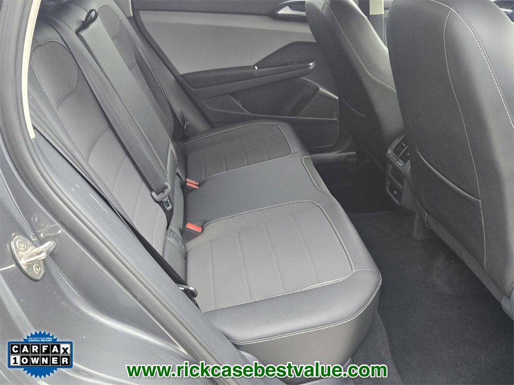 Used 2023 Volkswagen Taos SE image 18