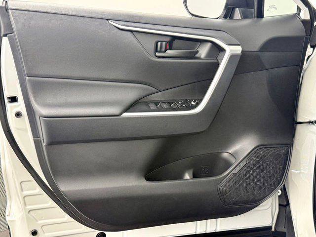 Certified 2025 Toyota RAV4 LE image 17