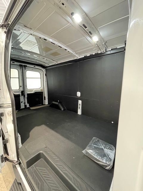 Used 2023 Ford E-Transit Medium Roof w/ Interior Upgrade Package image 13