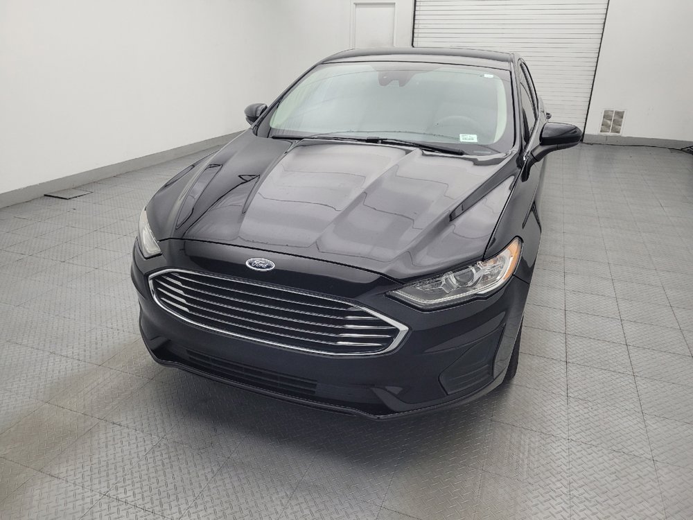 Used 2019 Ford Fusion SE FWD image 15