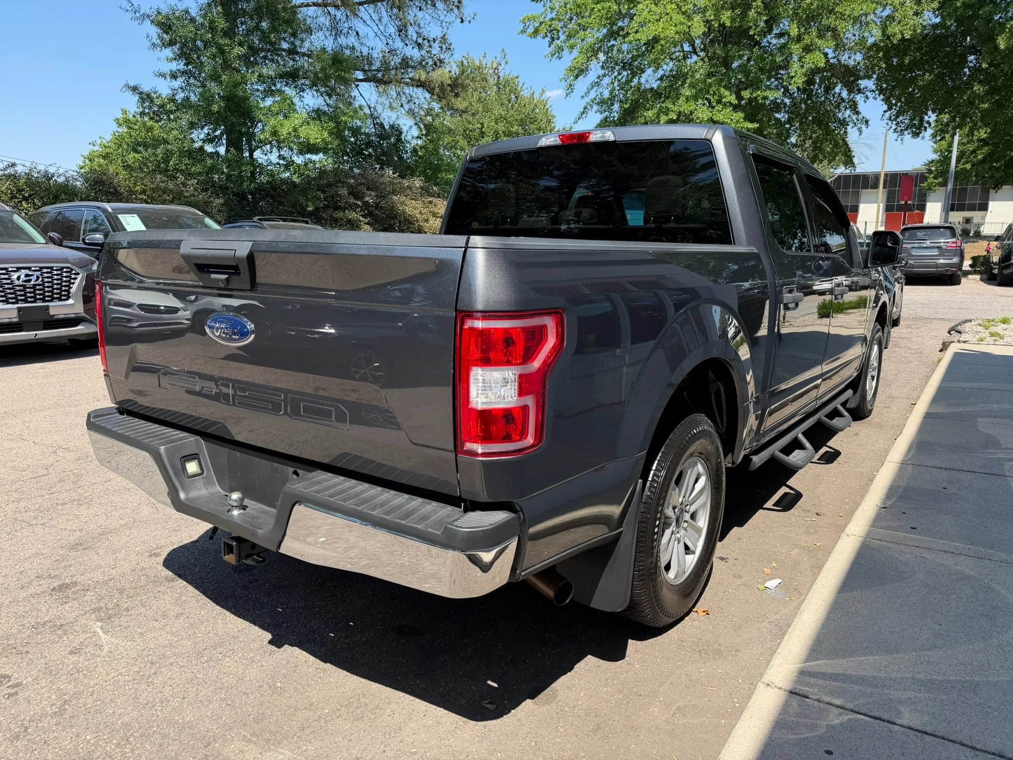 Used 2020 Ford F150 XLT w/ Equipment Group 301A Mid RWD image 5