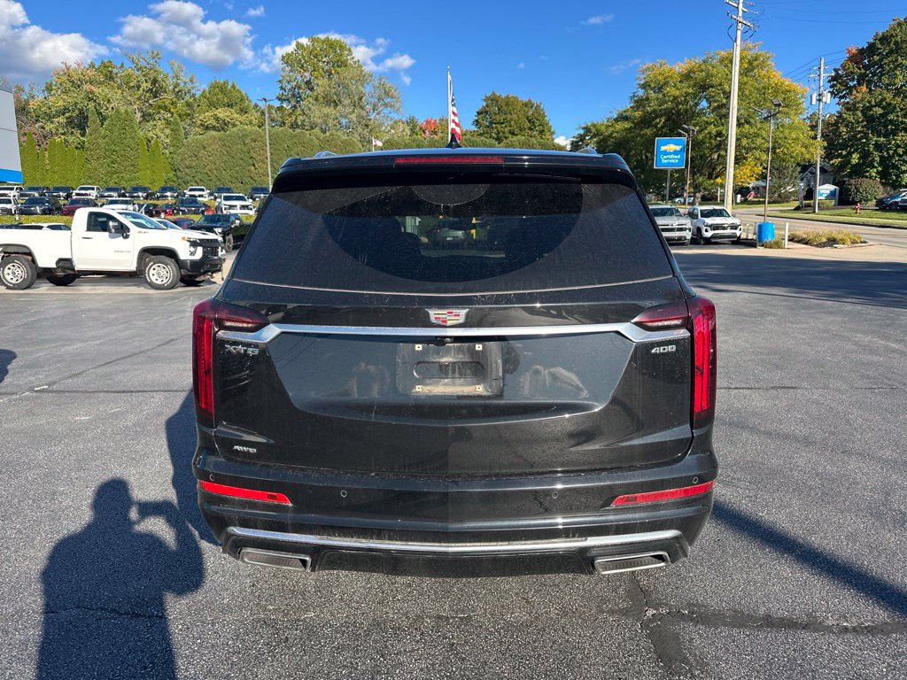 Used 2024 Cadillac XT6 Premium Luxury AWD/4WD image 7
