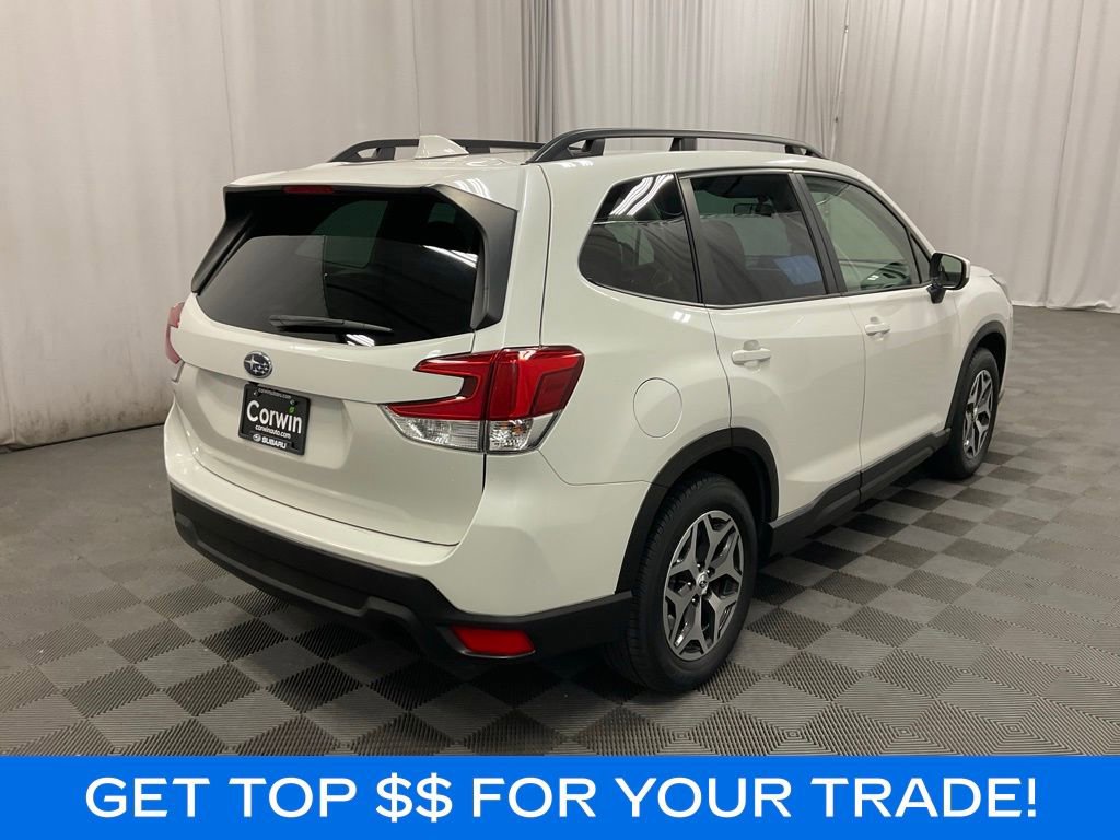 Used 2023 Subaru Forester Premium AWD/4WD image 3
