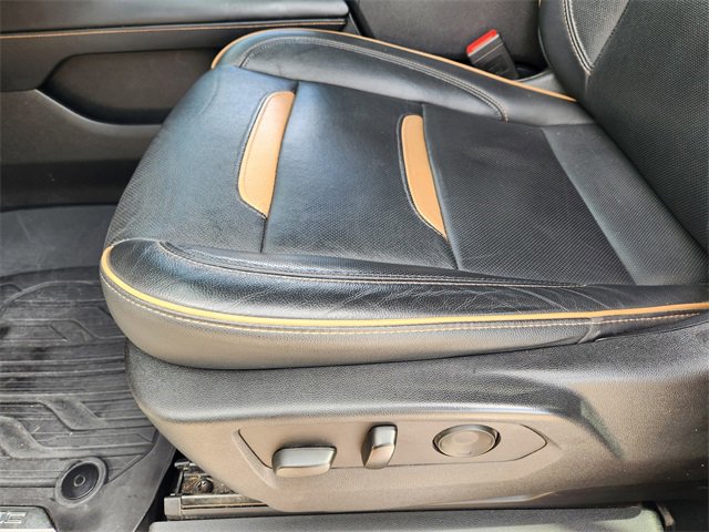 Used 2021 GMC Yukon XL AT4 w/ Rear Media and Nav Package image 24