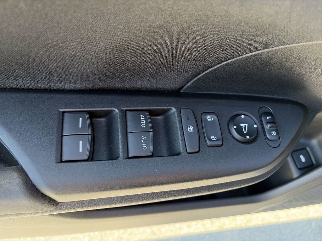 Used 2021 Honda Insight EX image 27