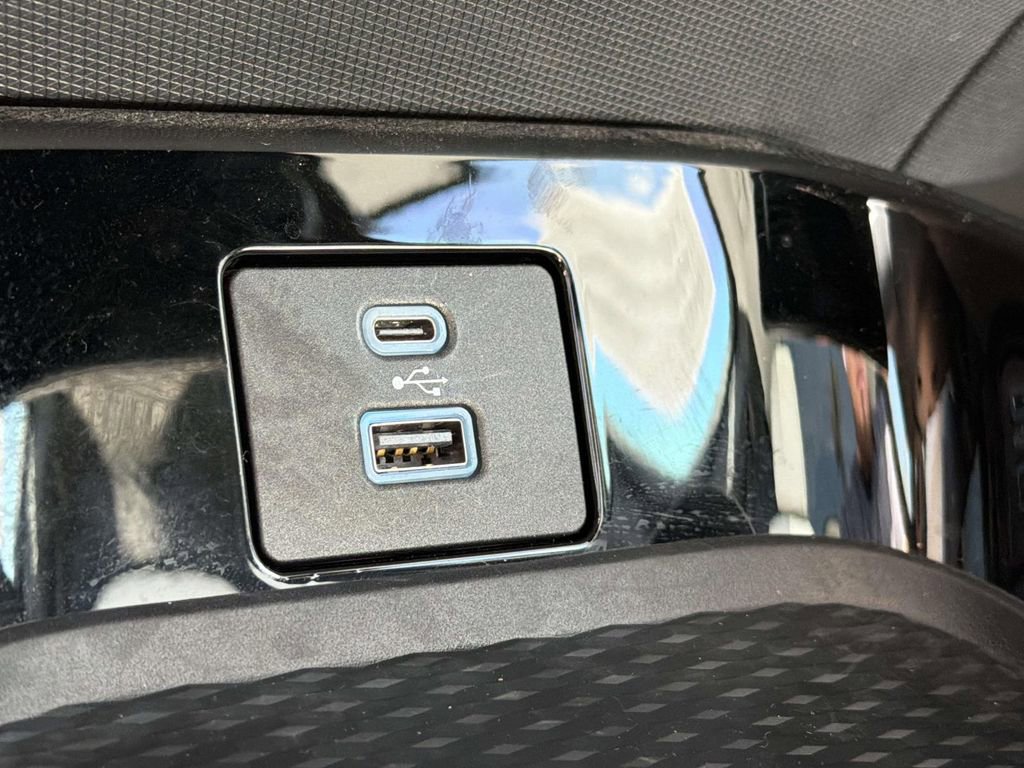 Used 2021 Ford Mustang Mach-E Premium image 24