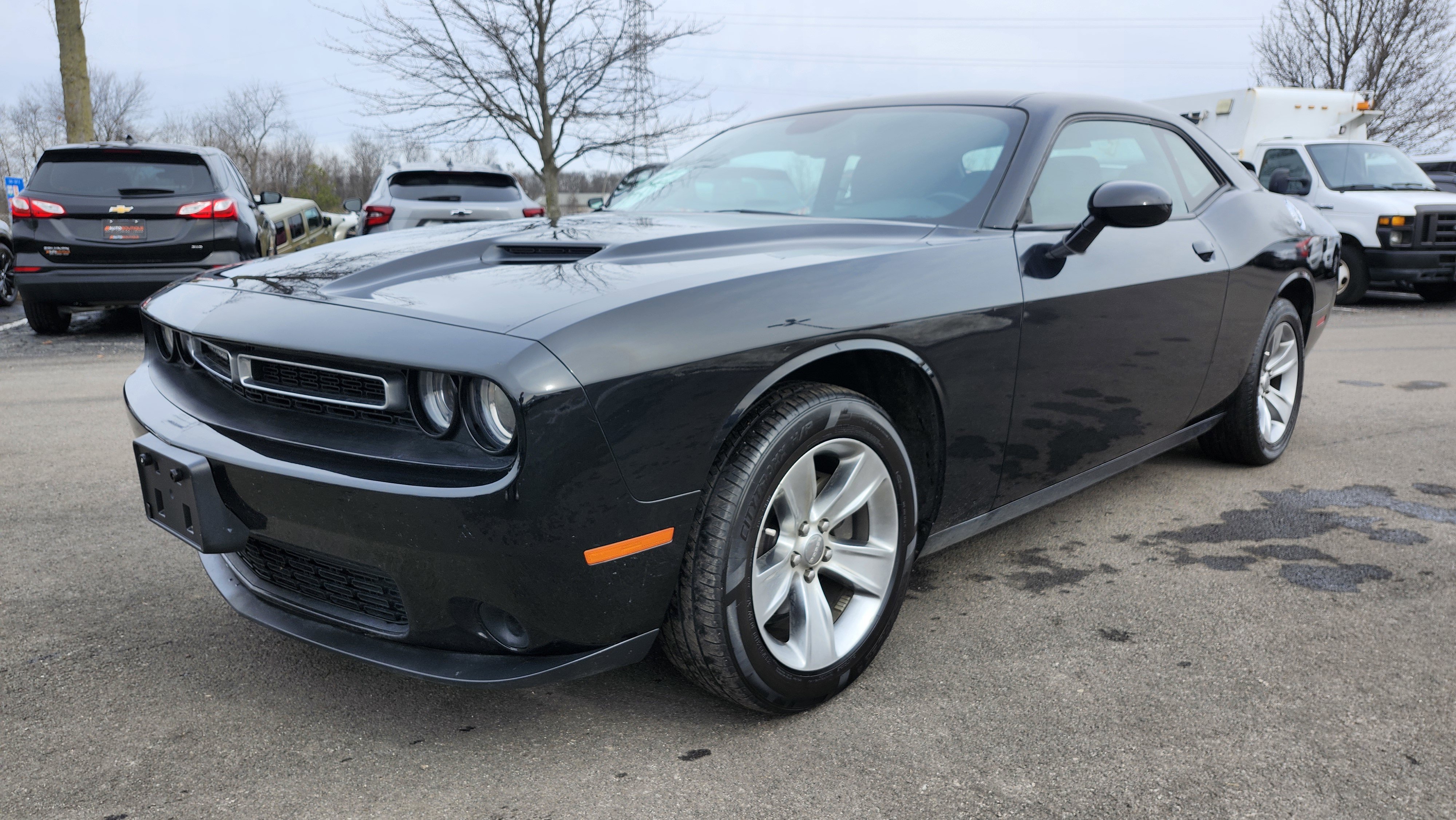 Used 2020 Dodge Challenger SXT image 12