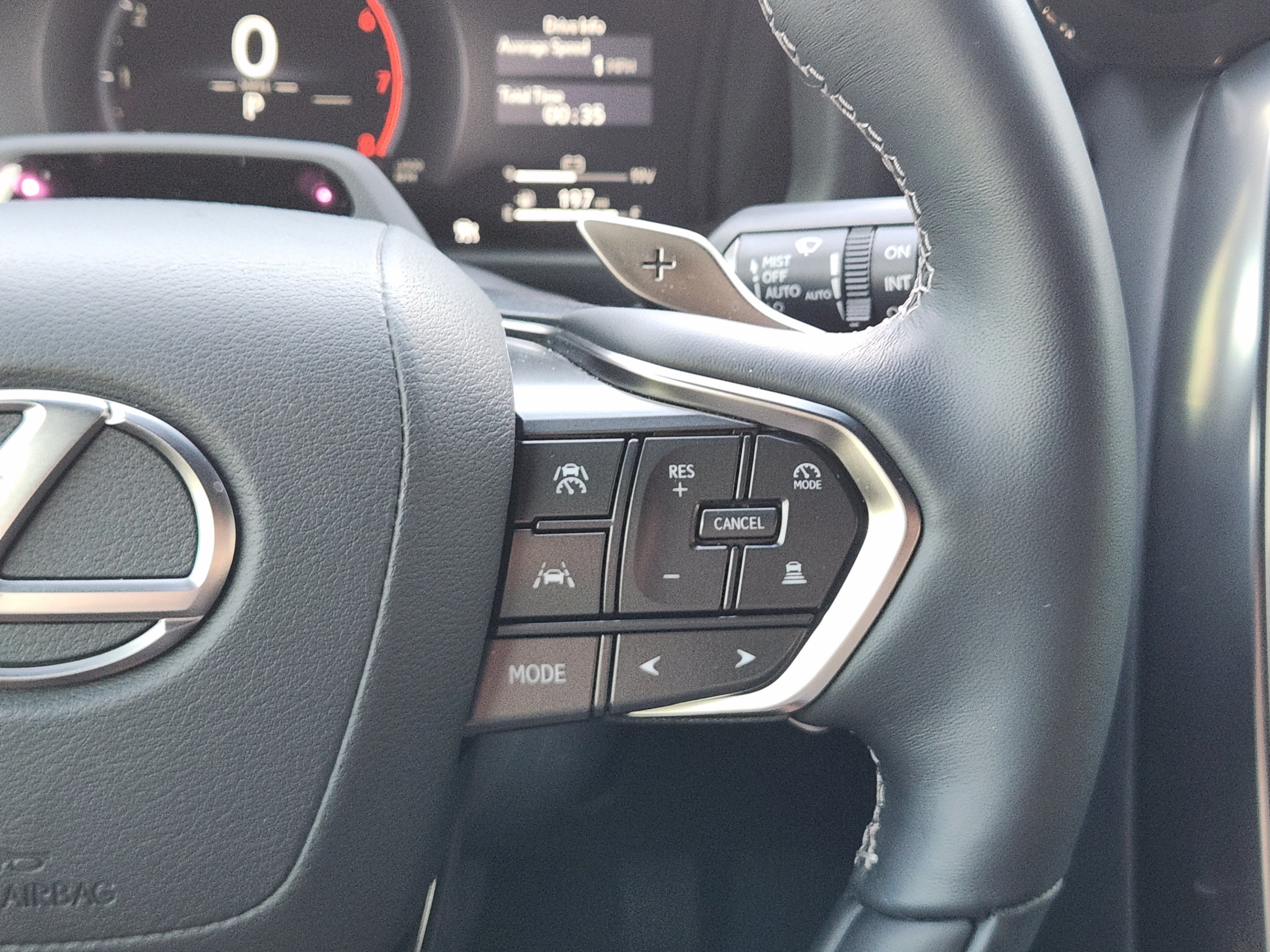 Certified 2025 Lexus LX 700h Luxury w/ Appearance Package AWD/4WD image 27
