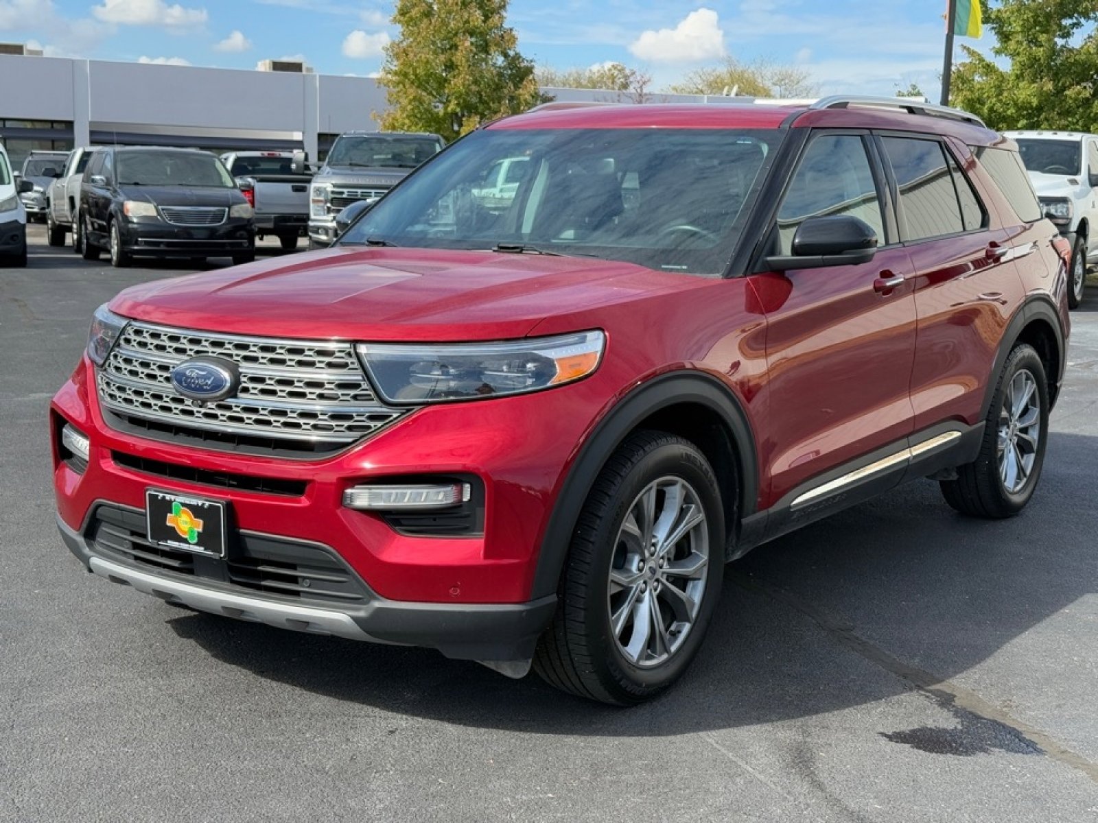 Used 2021 Ford Explorer Limited image 4