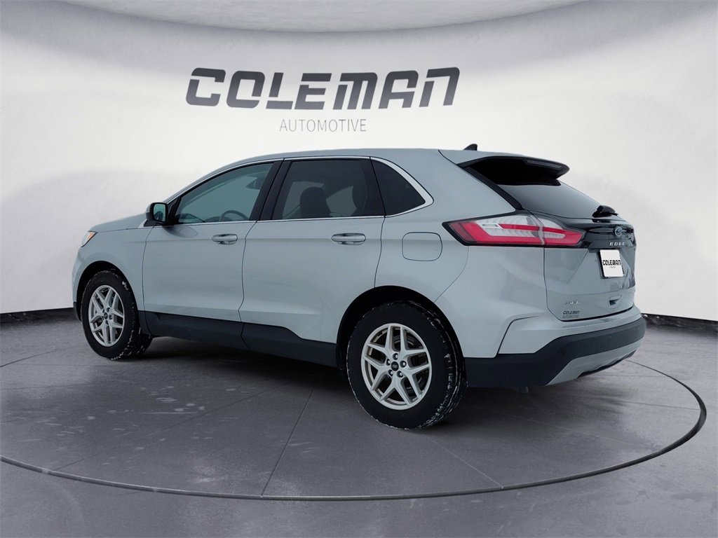 Used 2024 Ford Edge SEL image 3