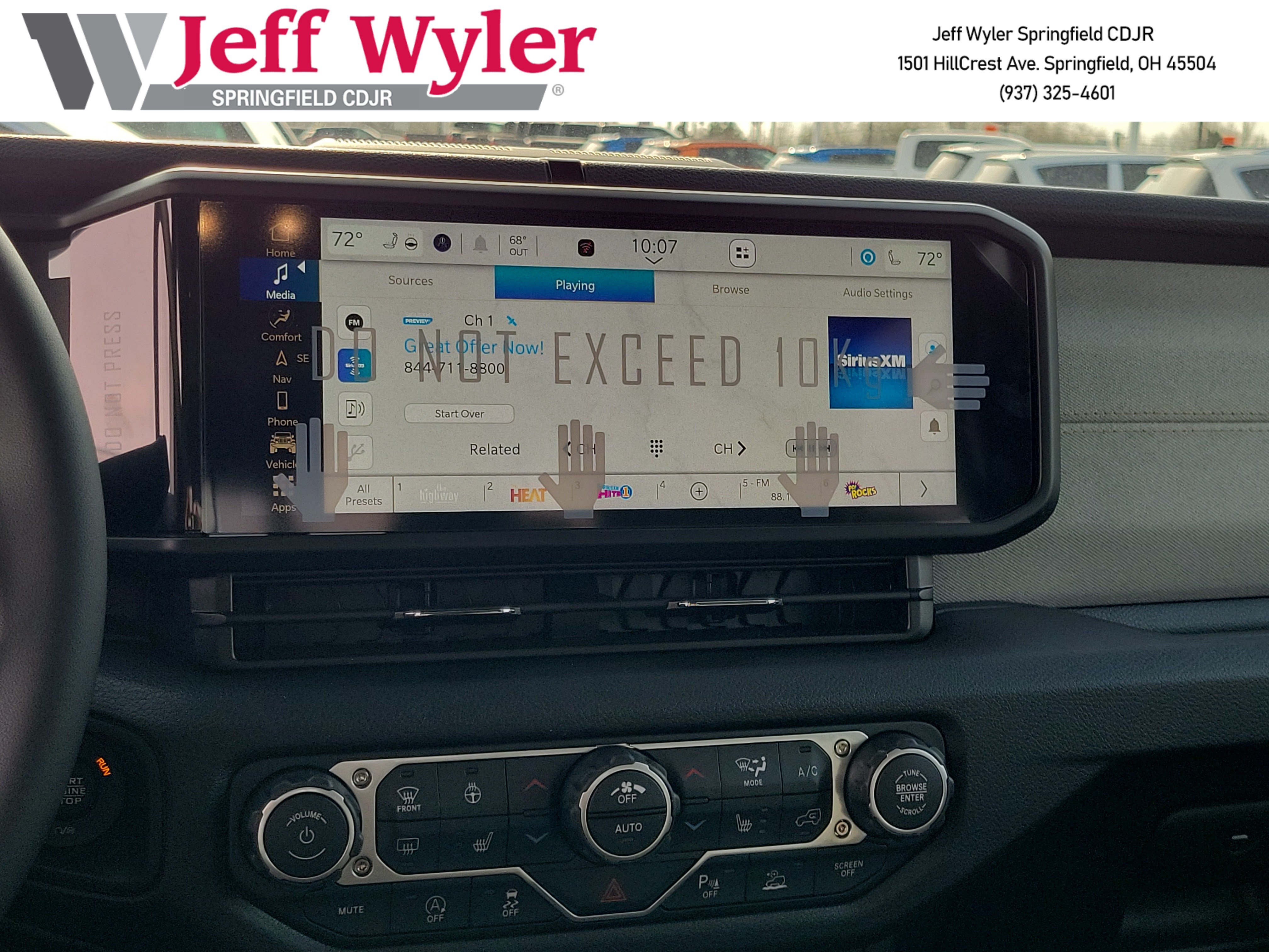 New 2026 Jeep Gladiator Sport AWD/4WD image 11