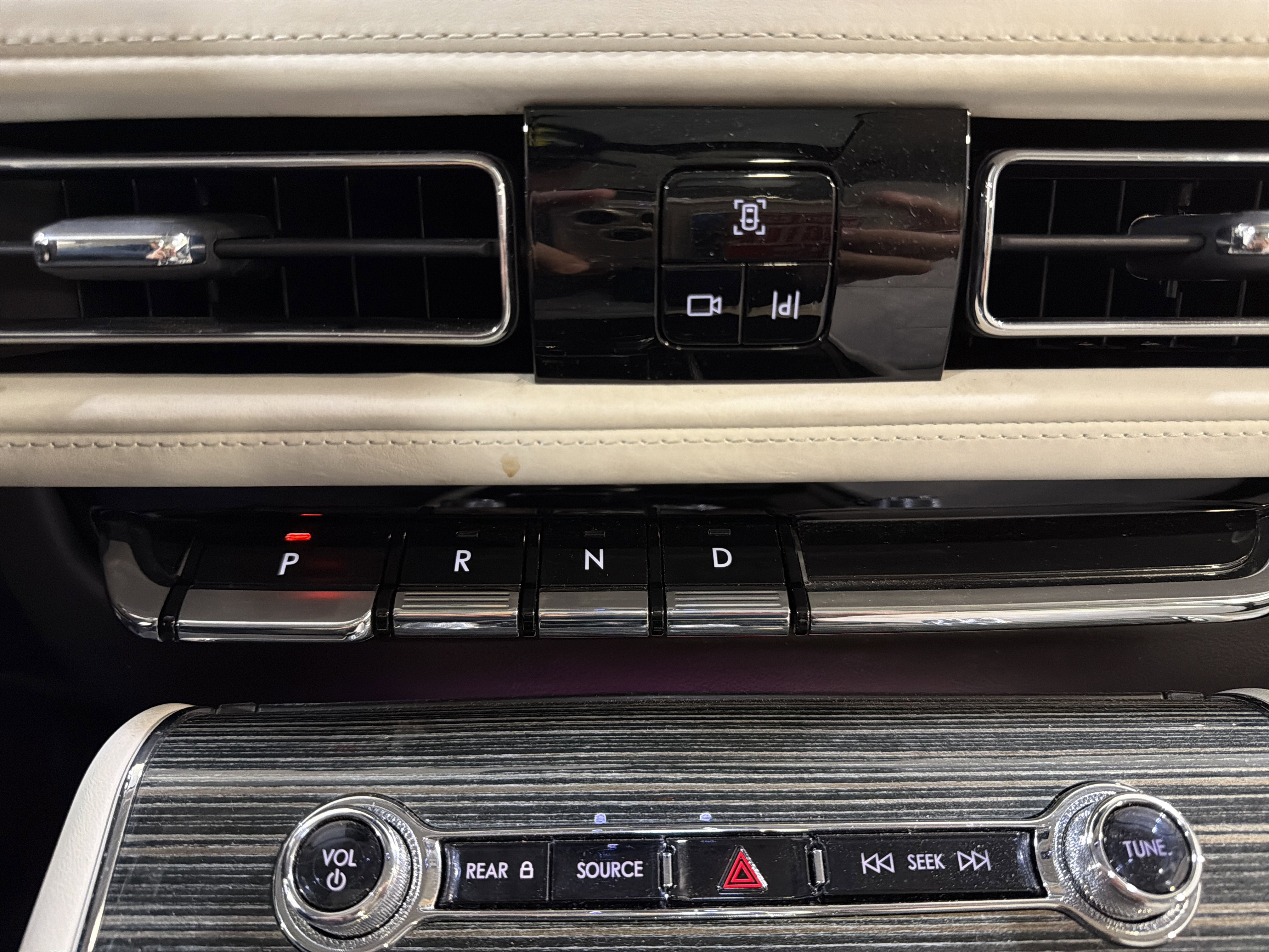 Used 2023 Lincoln Aviator Black Label AWD/4WD image 20