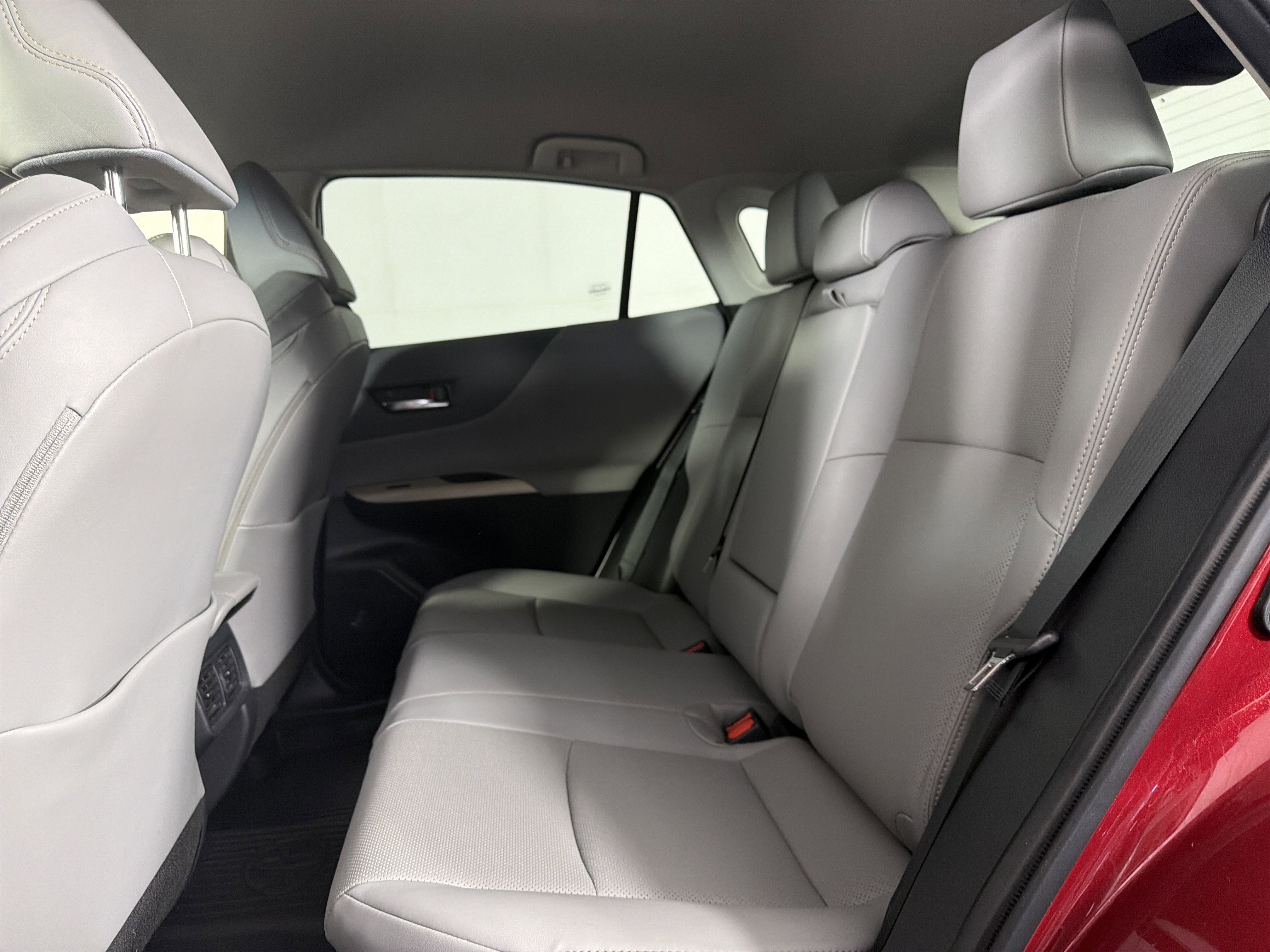 Used 2022 Toyota Venza Limited AWD/4WD image 25