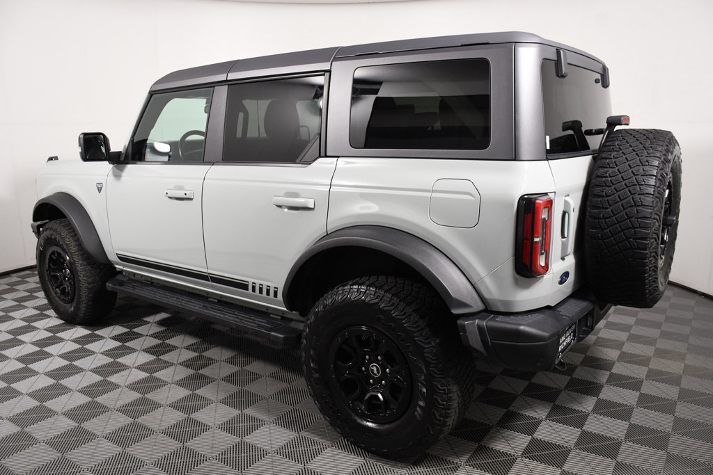 Used 2021 Ford Bronco First Edition AWD/4WD image 3