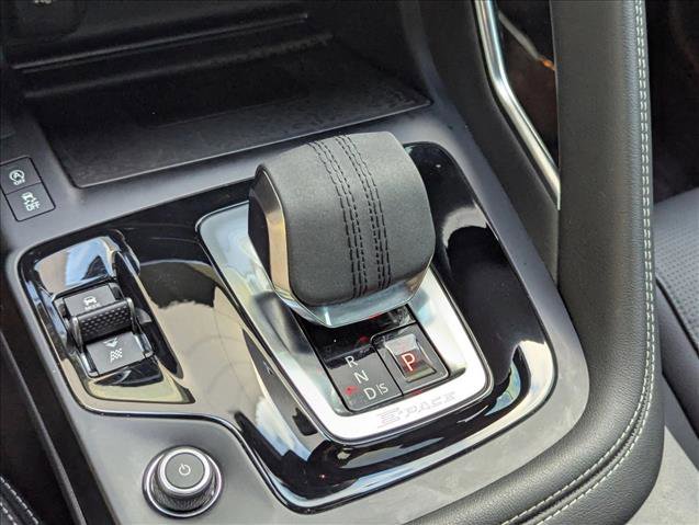 Certified 2024 Jaguar E-PACE R-Dynamic SE AWD/4WD image 12