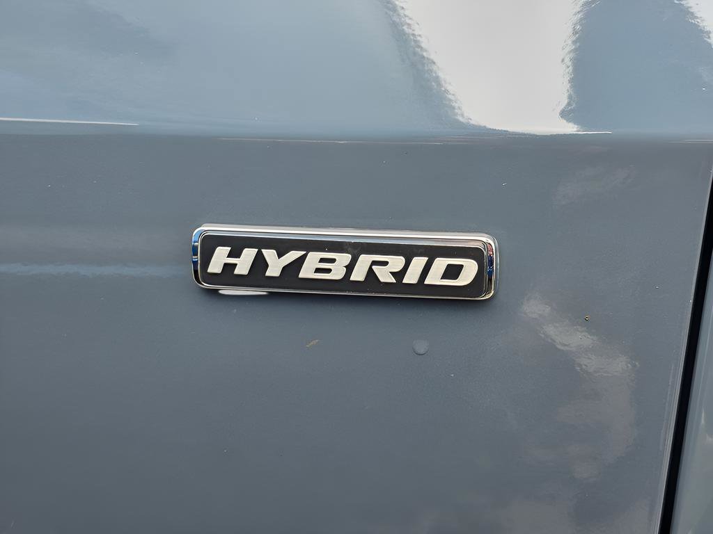 Used 2023 Ford Escape Platinum w/ Premium Technology Package FWD image 12