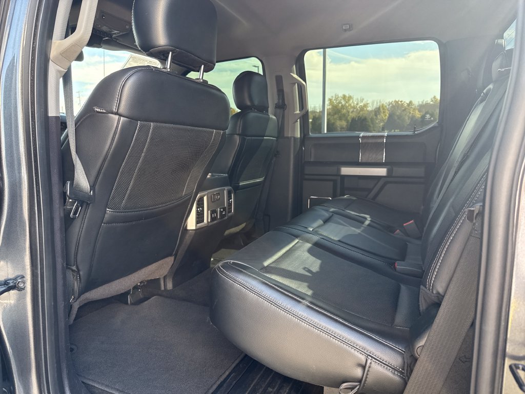 Used 2019 Ford F250 Lariat w/ Lariat Ultimate Package AWD/4WD image 40