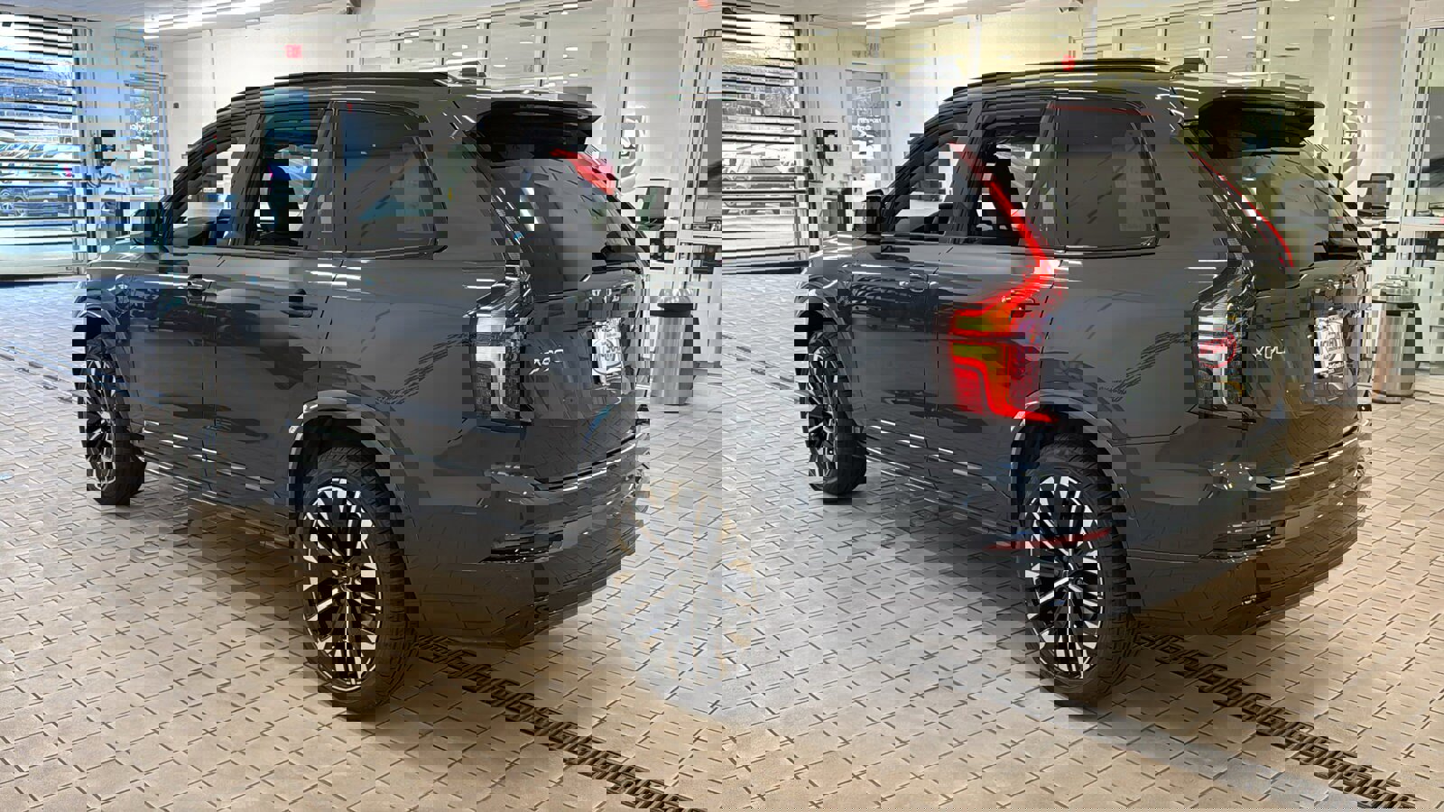 New 2026 Volvo XC90 T8 Ultra w/ Protection Package Premier image 7