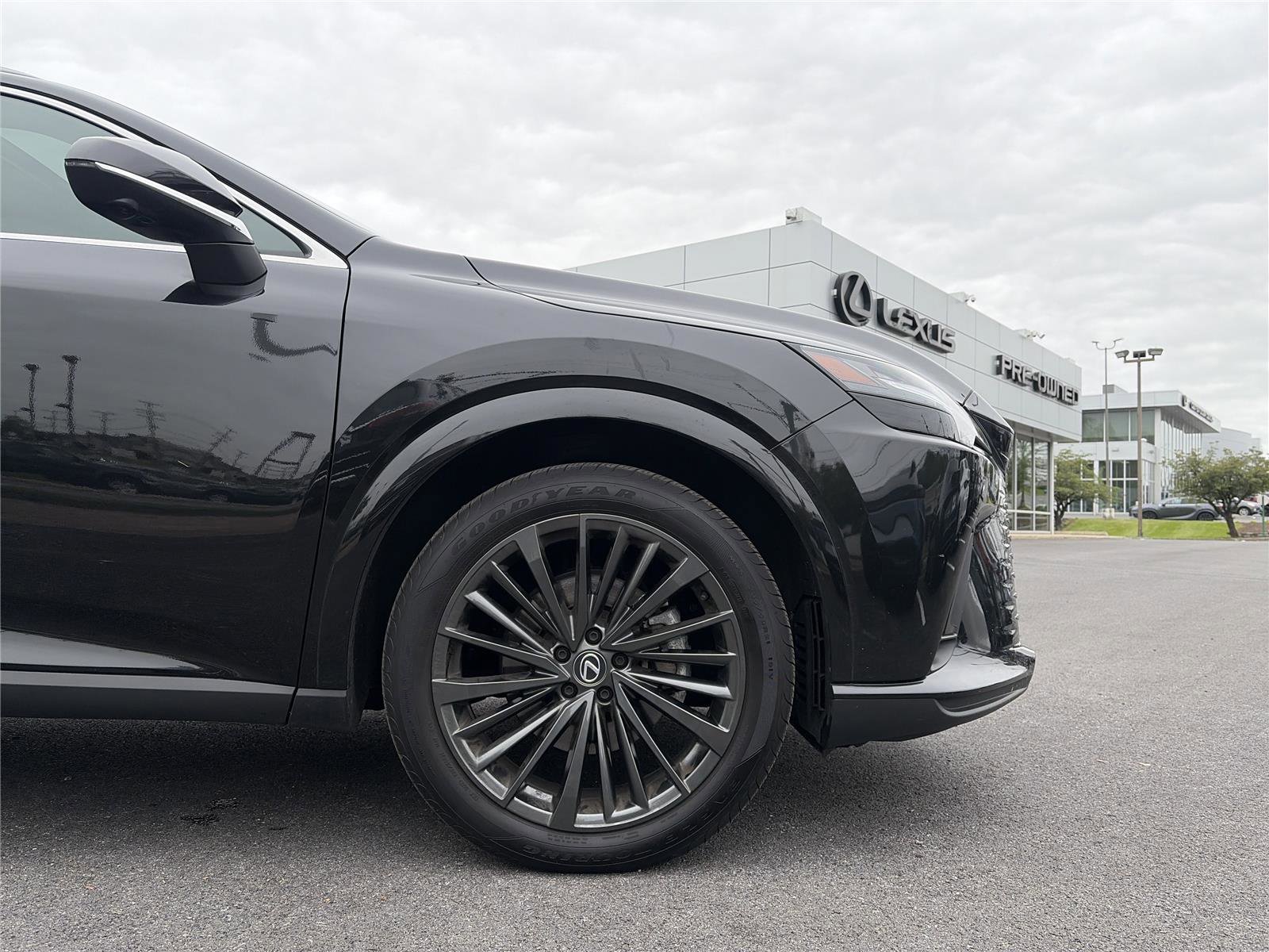 Used 2025 Lexus RX 350 Premium w/ Convenience Package AWD/4WD image 16