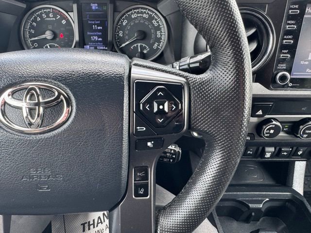 Used 2020 Toyota Tacoma TRD Off-Road w/ Technology Package image 18