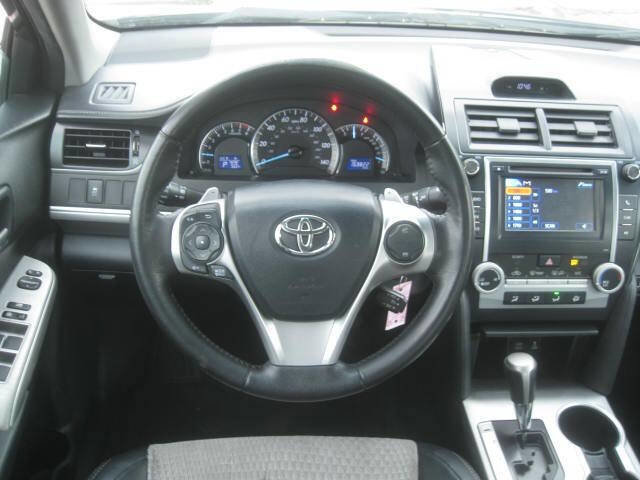 Used 2012 Toyota Camry SE image 13