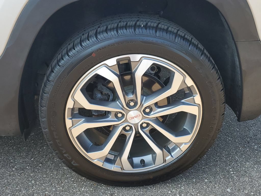 Used 2020 GMC Terrain SLT w/ Preferred Package AWD/4WD image 6