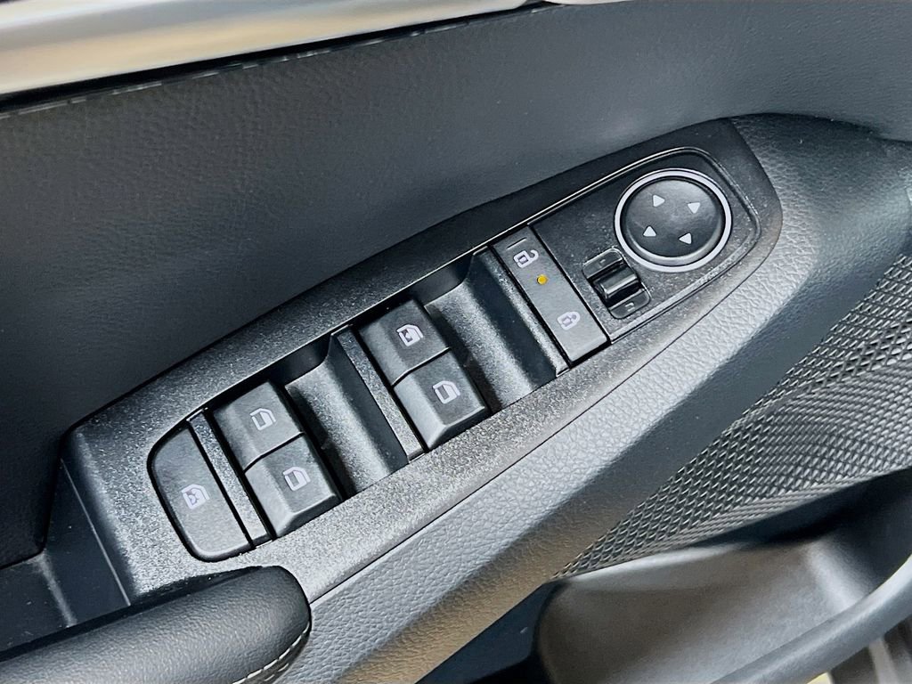 Certified 2024 Kia Seltos S image 18