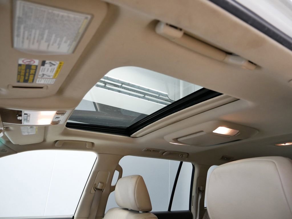 Used 2015 Toyota Land Cruiser image 22