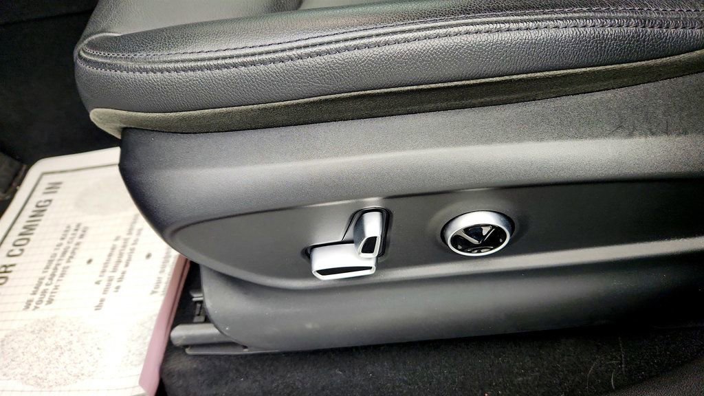 Used 2023 Maserati Grecale Modena AWD/4WD image 12