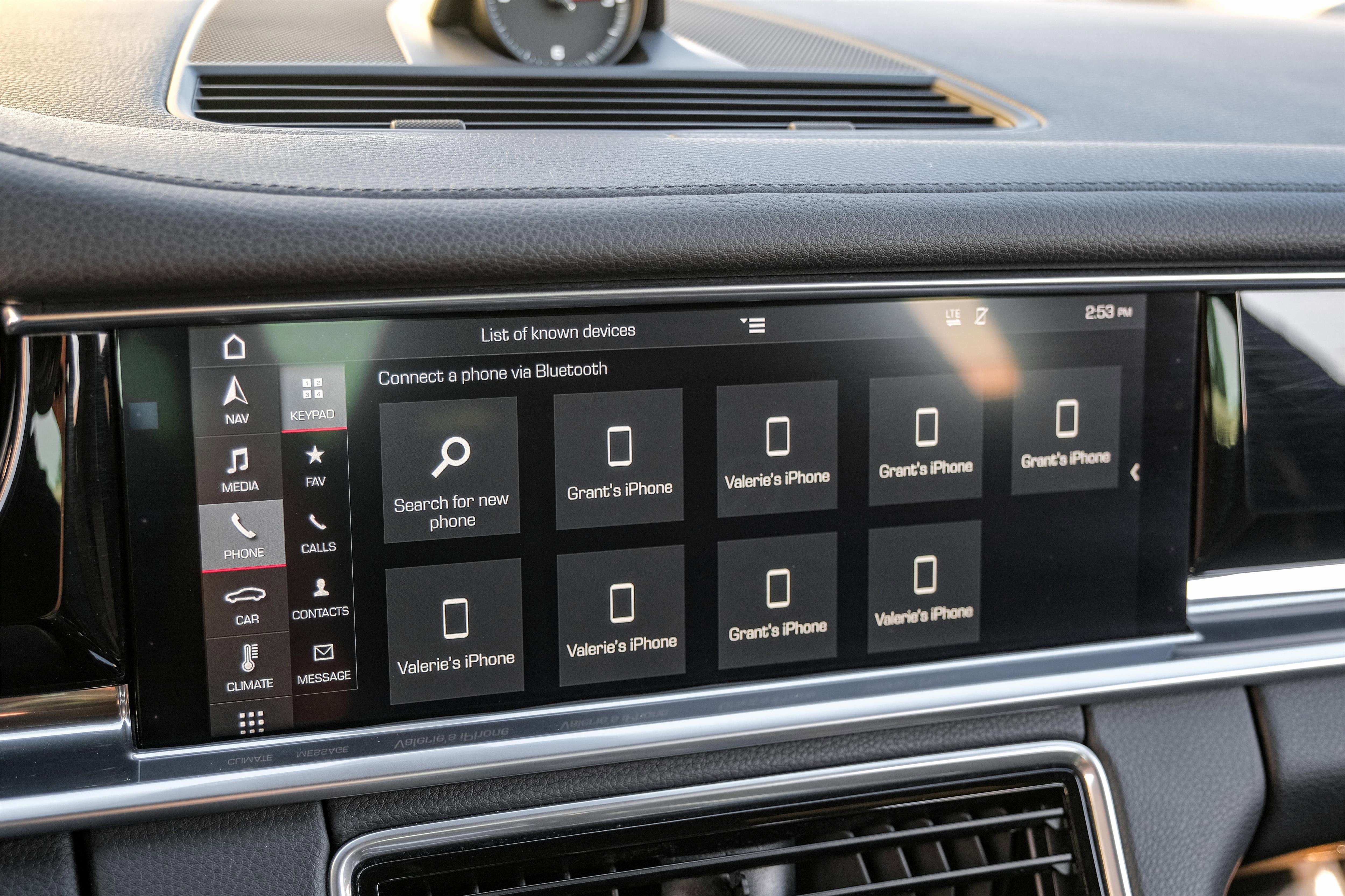 Used 2018 Porsche Panamera image 28