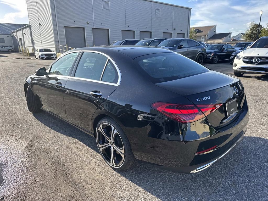 Used 2025 Mercedes-Benz C 300 Sedan image 5