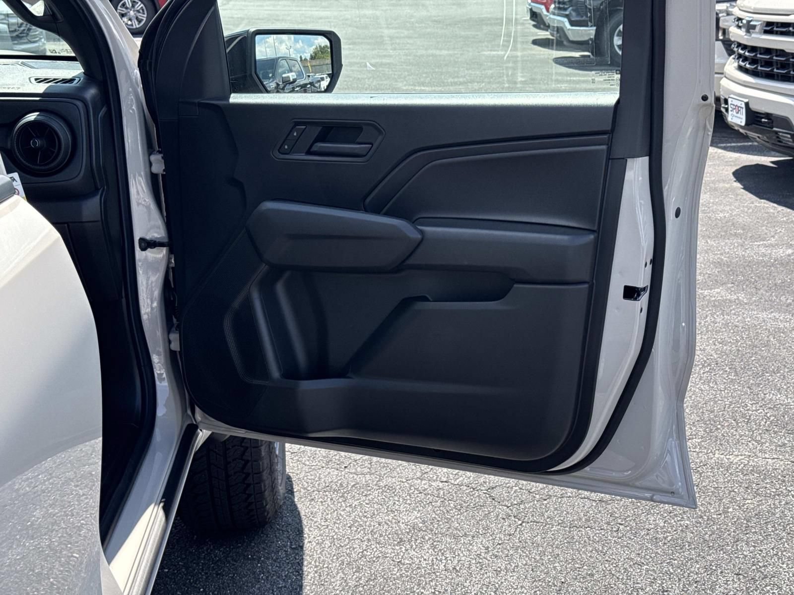 New 2026 Chevrolet Colorado Trail Boss AWD/4WD image 10