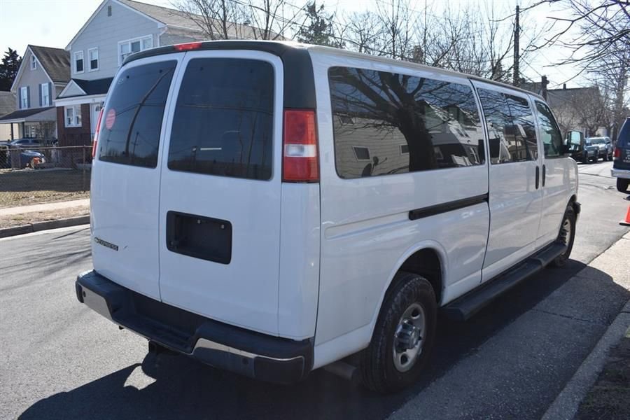 Used 2023 Chevrolet Express 3500 LT w/ LT Preferred Equipment Group image 6
