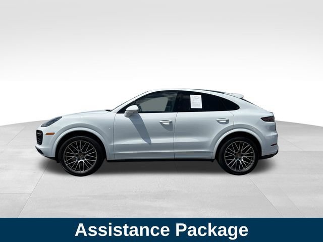 Used 2022 Porsche Cayenne S AWD/4WD image 2