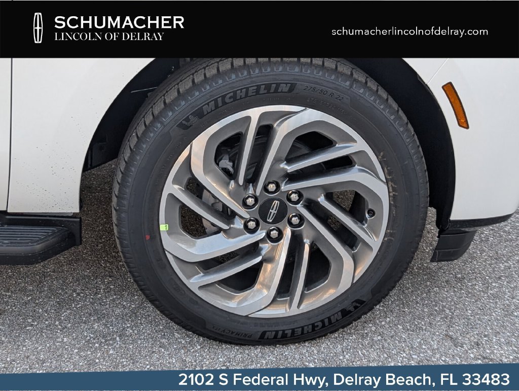 New 2026 Lincoln Navigator Premiere AWD/4WD image 9