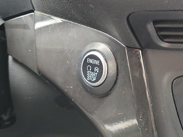 Used 2018 Ford Escape Titanium FWD image 19