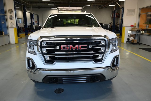 Used 2021 GMC Sierra 1500 SLT w/ SLT Premium Package image 2