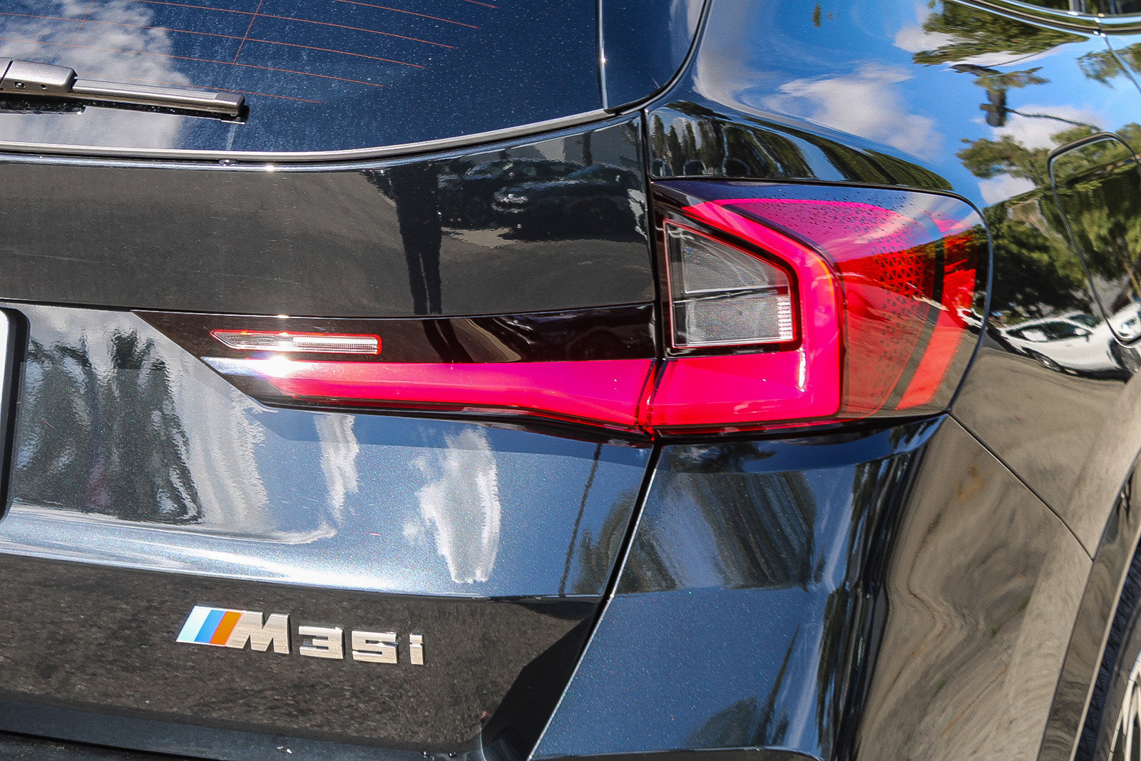 Used 2025 BMW X1 M35i AWD/4WD image 6