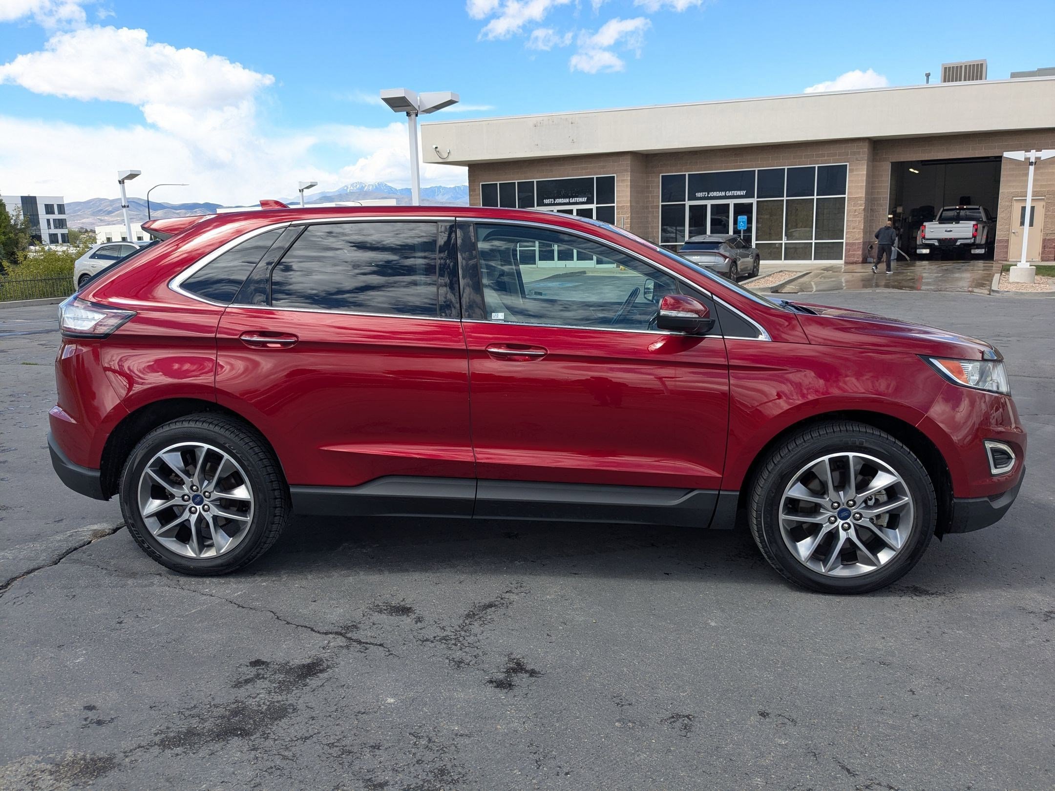 Used 2016 Ford Edge Titanium w/ Equipment Group 301A AWD/4WD image 6
