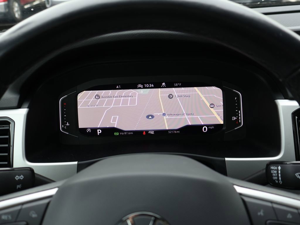 Certified 2022 Volkswagen Atlas Cross Sport SEL R-Line image 40