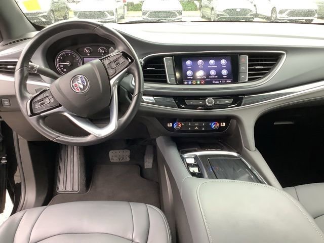 Used 2022 Buick Enclave Essence w/ Sport Touring Edition image 9
