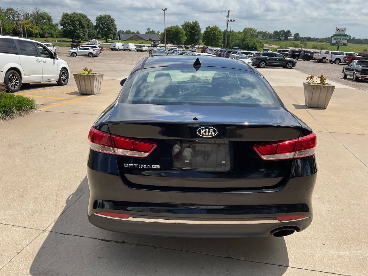 Used 2016 Kia Optima LX FWD image 8