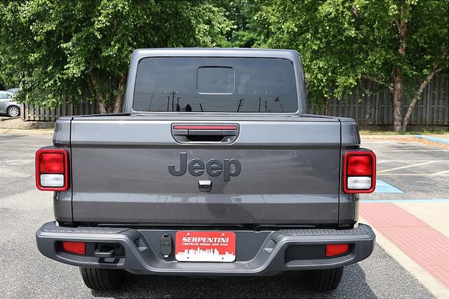 New 2025 Jeep Gladiator Sport image 7