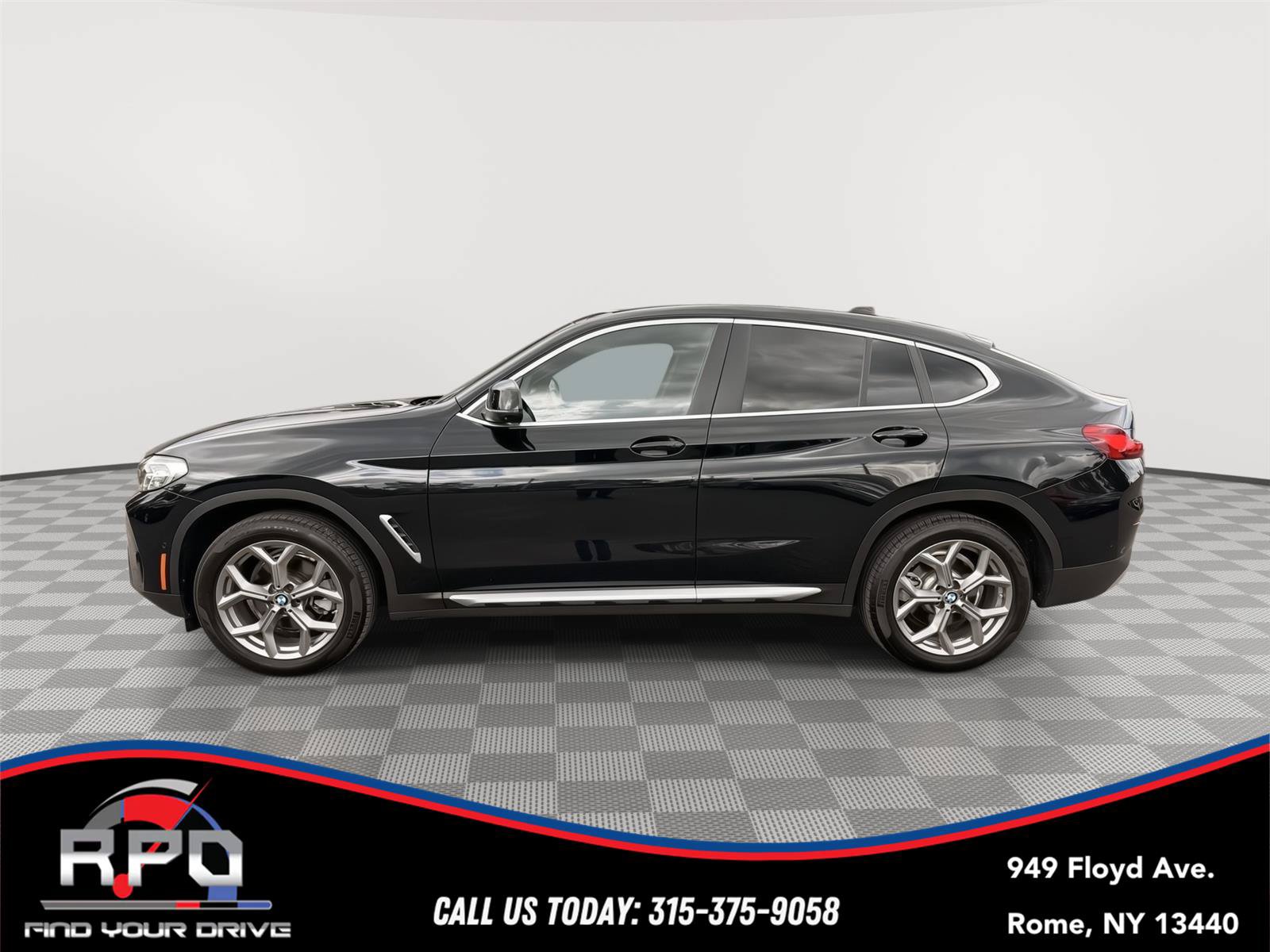 Used 2023 BMW X4 xDrive30i w/ Premium Package AWD/4WD image 2