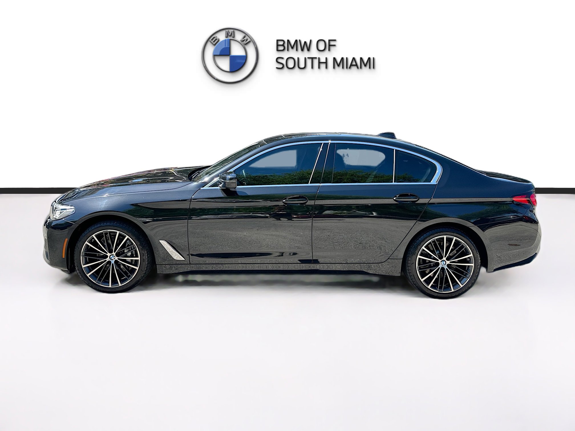 Certified 2023 BMW 540i w/ Premium Package image 4