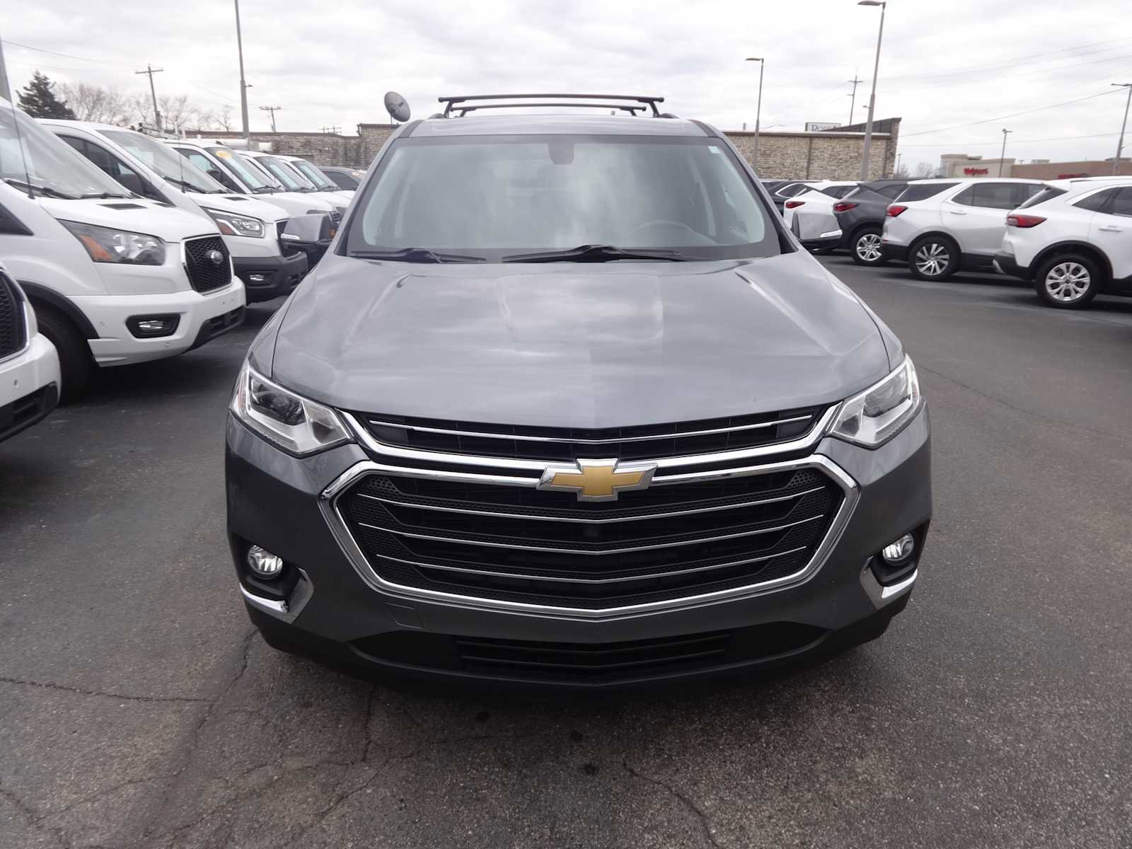Used 2019 Chevrolet Traverse LT image 2